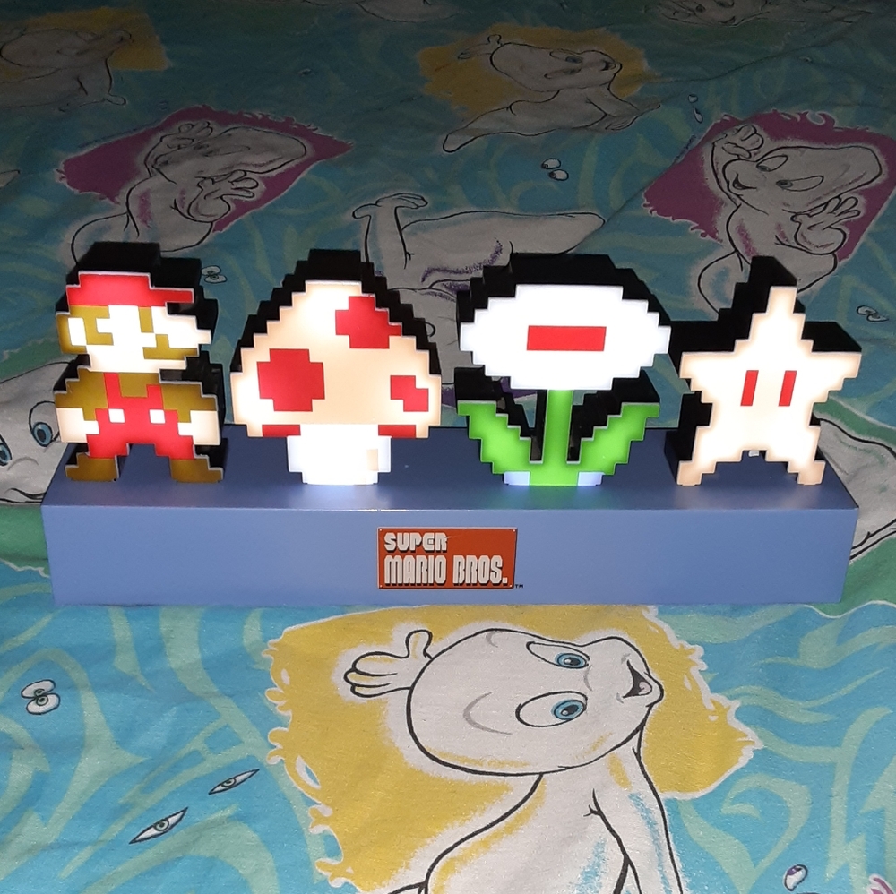 Super Mario Bros Pixel Light